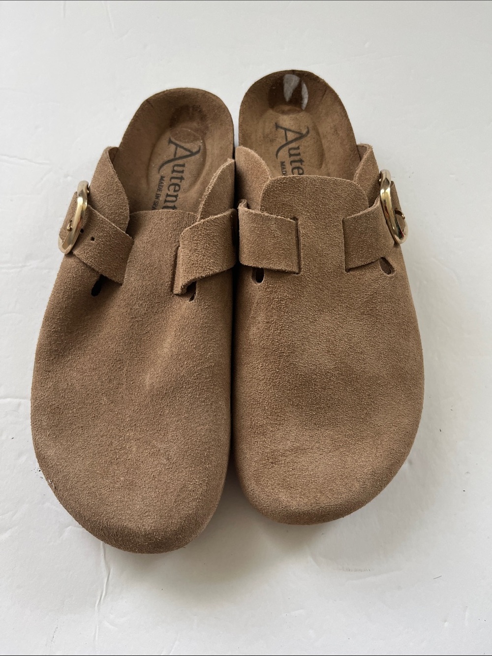 Autenti Women's Suede Slip-On Clog in Brown